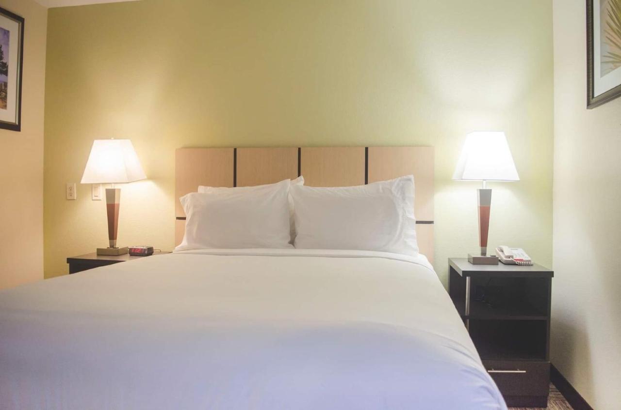 Candlewood Suites Houston Medical Center By Ihg Exteriör bild