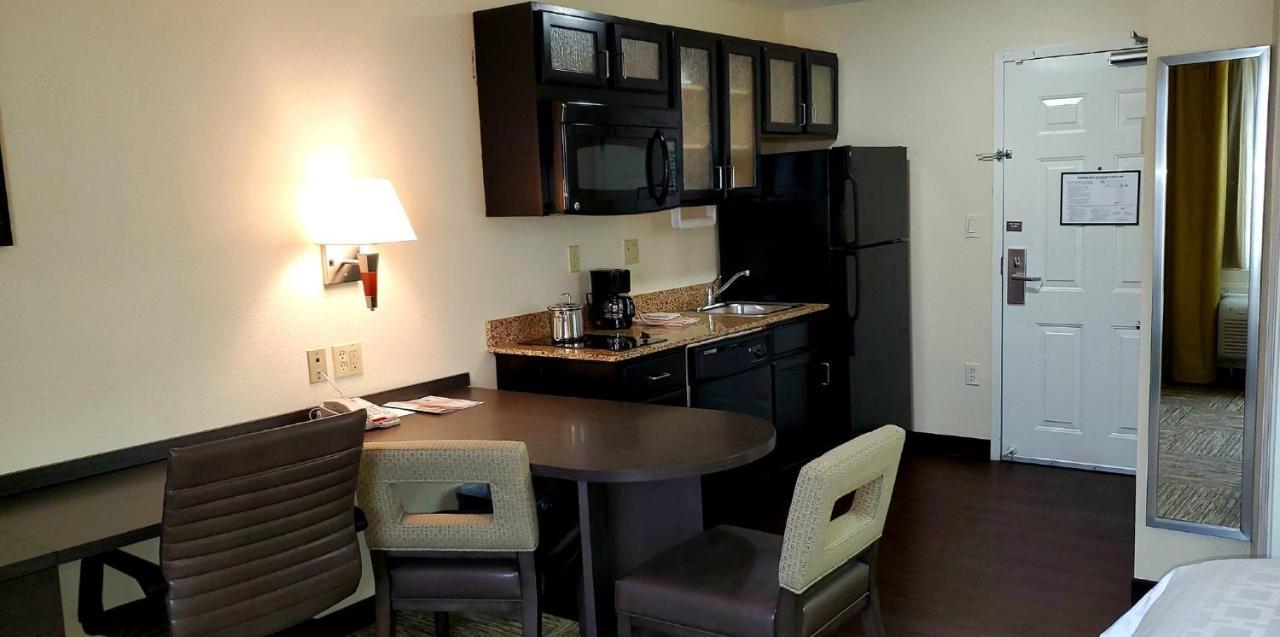 Candlewood Suites Houston Medical Center By Ihg Exteriör bild