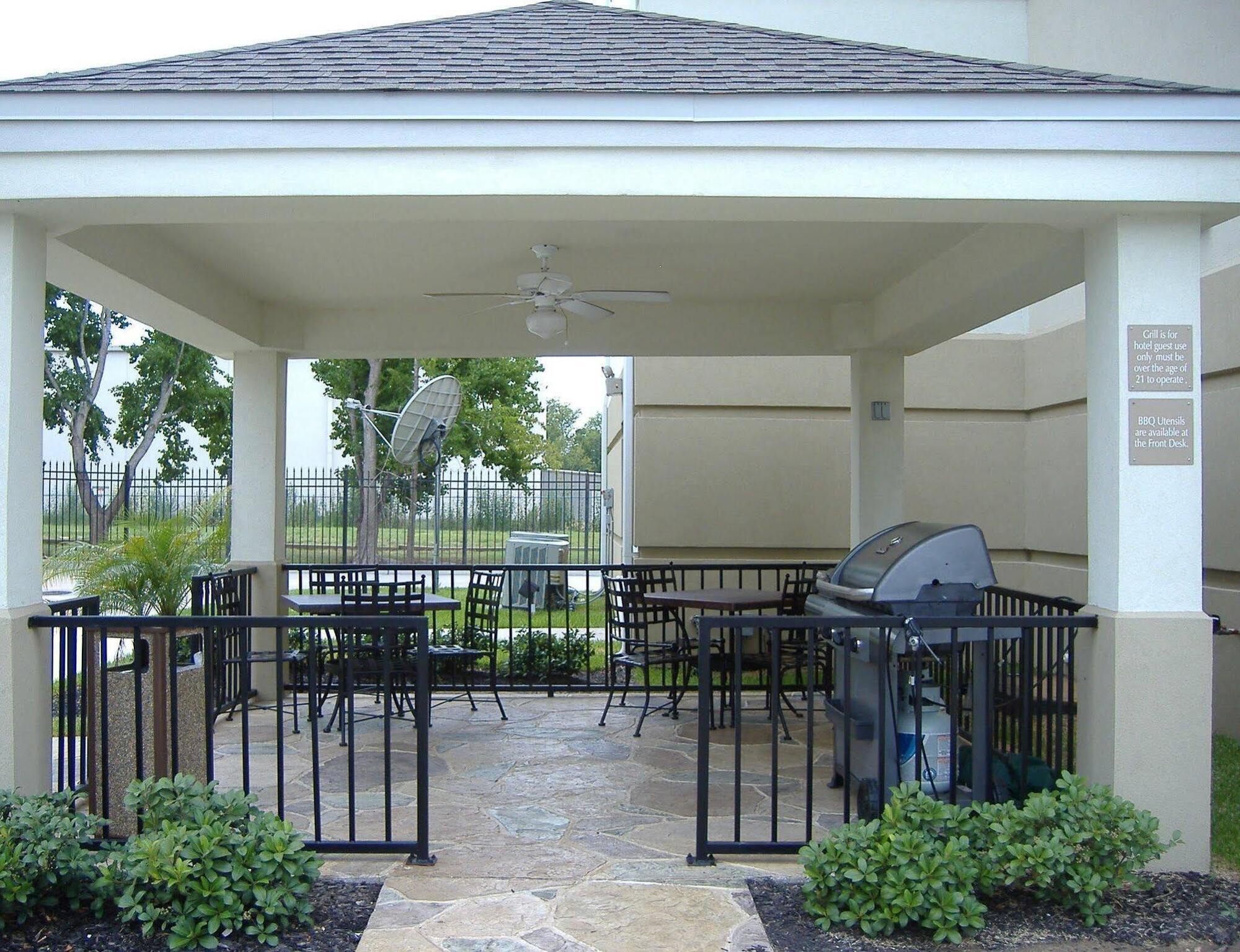 Candlewood Suites Houston Medical Center By Ihg Exteriör bild